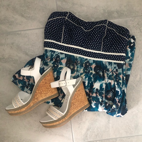 Blue Floral Print Strapless Dress - Picture 5 of 7